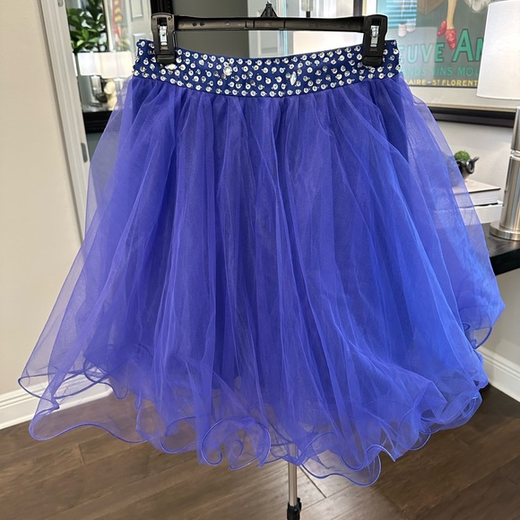 NWT Love Wedding Two Piece Formal Set - Picture 3 of 4